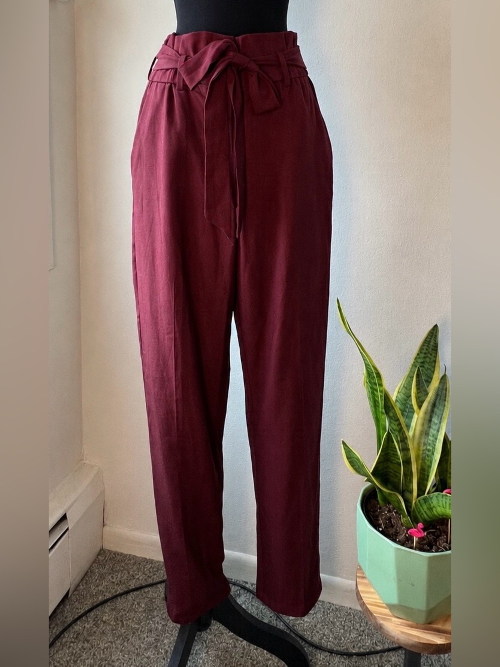H&M Maroon Paperbag High Waist Trousers – Size M (8)